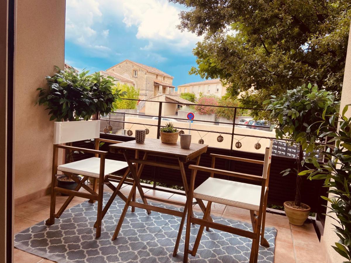 Chez Louis De Uzes Apartamento Exterior foto